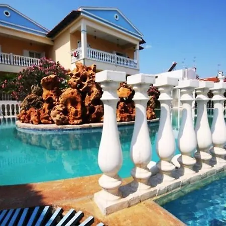 Hotel apartamentowy Rigakis 2*