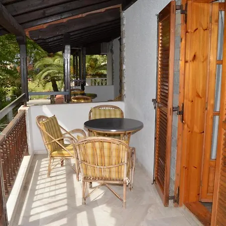 Hotel apartamentowy Rigakis